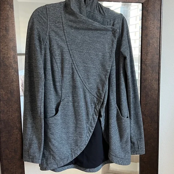 Lululemon oversized Gray Women's Jacket - Picture 3 of 6